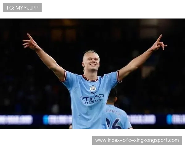 哈兰德强行带球突破令人侧目